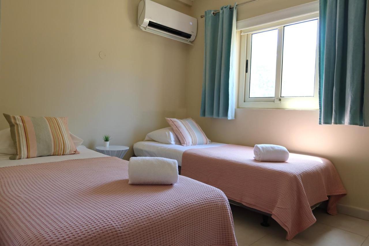 Montana Eco Resort Aruba Oranjestad Bagian luar foto