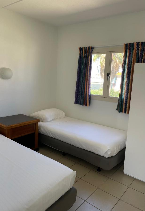 Montana Eco Resort Aruba Oranjestad Bagian luar foto