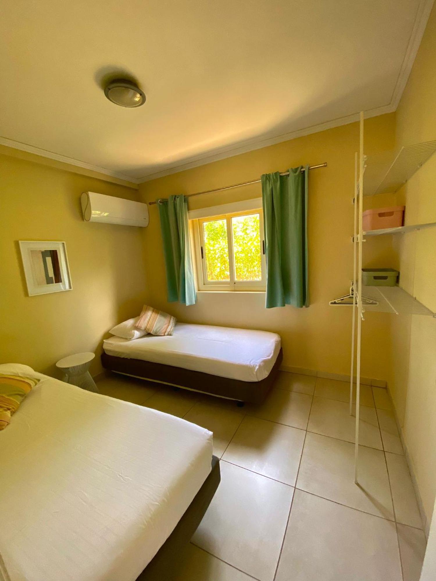 Montana Eco Resort Aruba Oranjestad Bagian luar foto